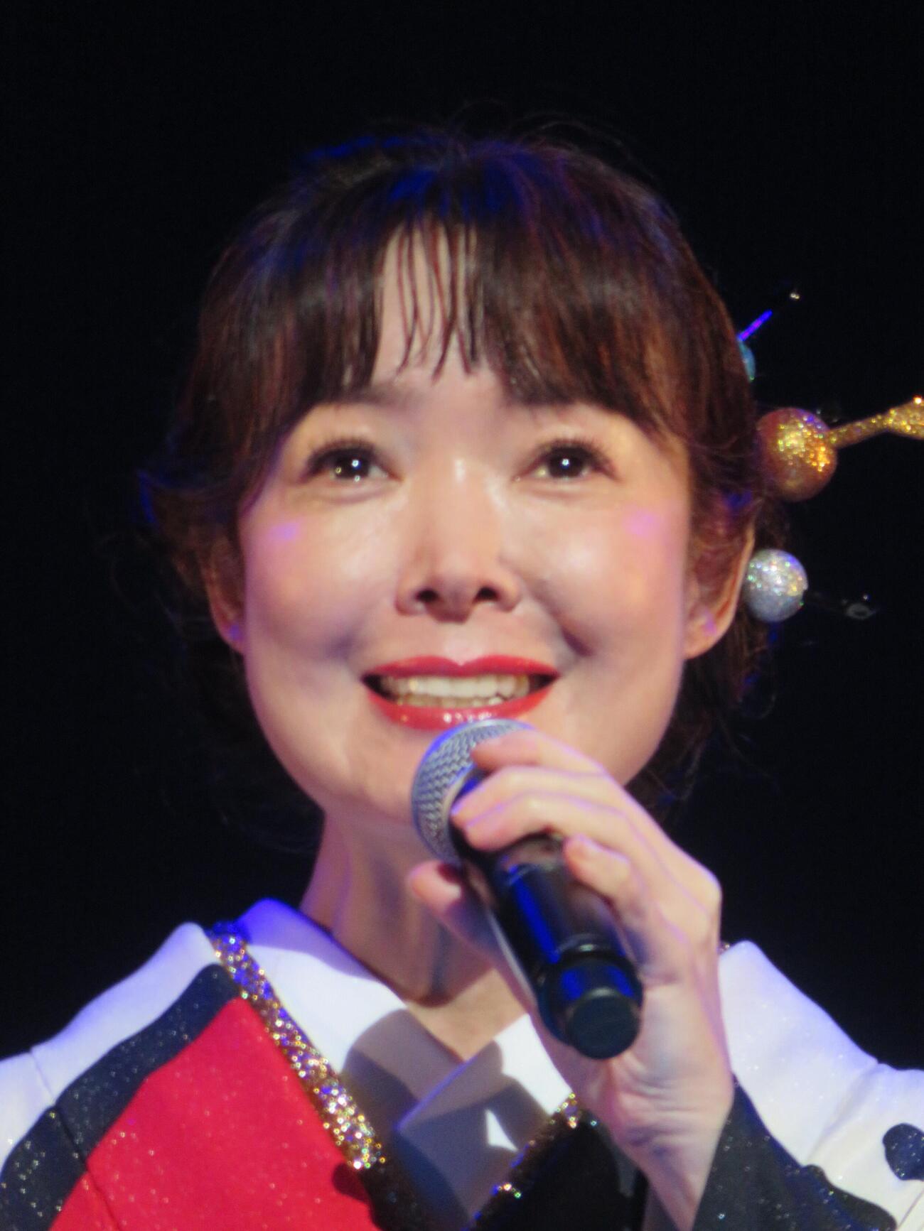 デビュー35周年記念コンサートを行った田川寿美（撮影・松本久）