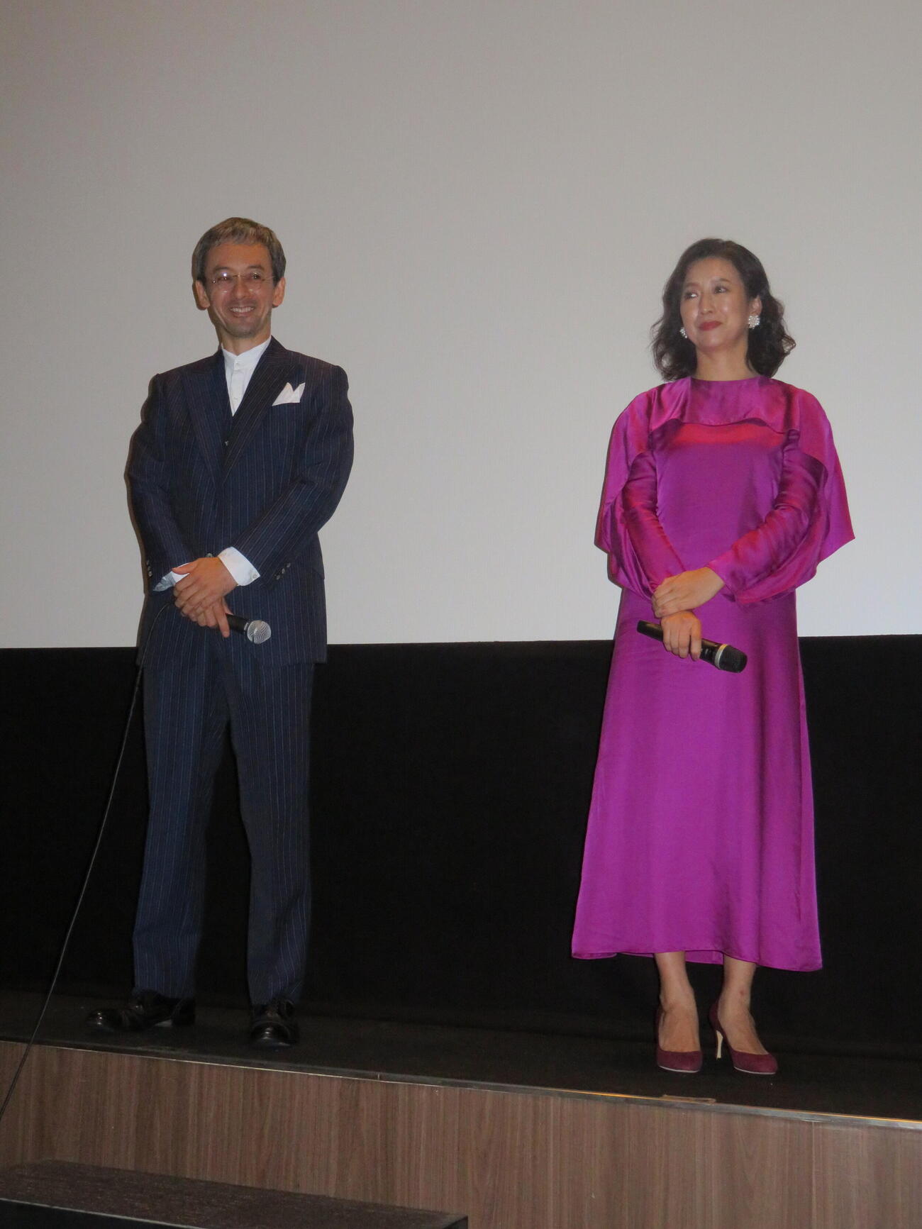 映画「遥かな町へ」完成披露イベントに登壇した滝藤賢一と戸田菜穂（撮影・村上幸将）