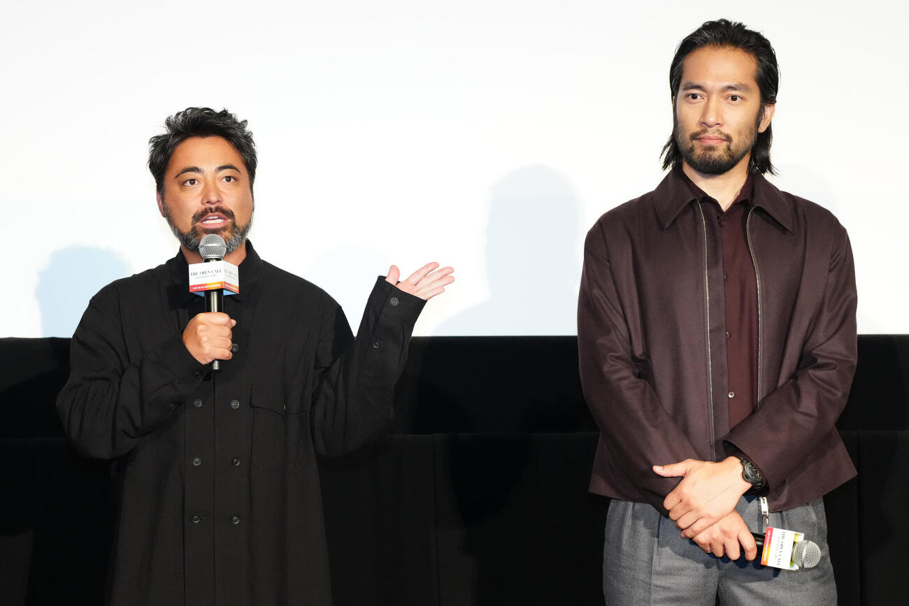 オーディション番組「THE OPEN CALLーMAIN PARTNER　山田孝之ー」配信記念先行上映イベントに登壇する山田孝之（左）と阿部進之介（撮影・江口和貴）