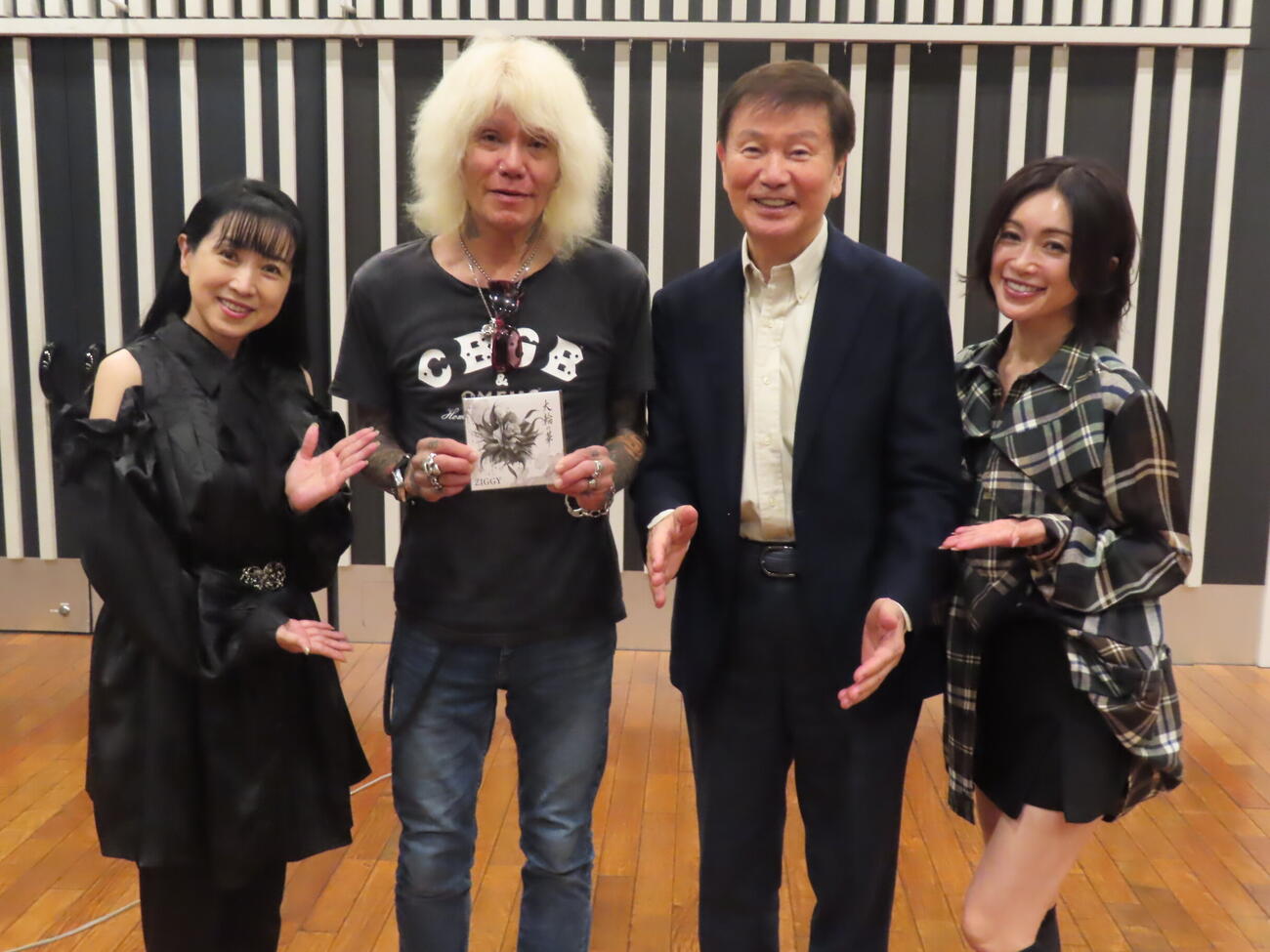 収録に参加した、左から西村知美、森重樹一、森田健作、酒井法子