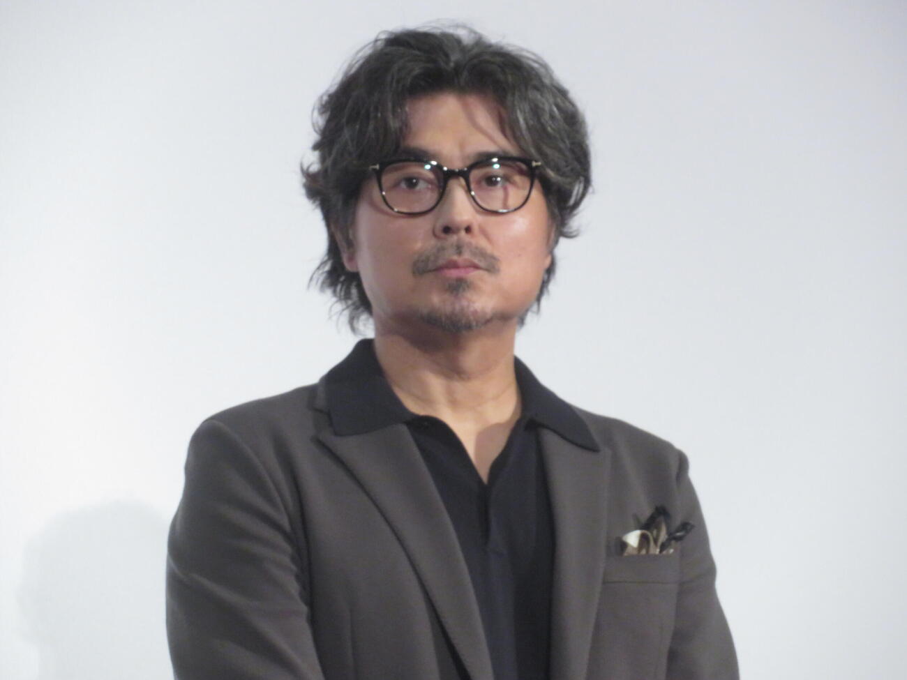 映画「時給三〇〇円の死神」（酒井麻衣監督）初日舞台あいさつに登壇した、小澤征悦