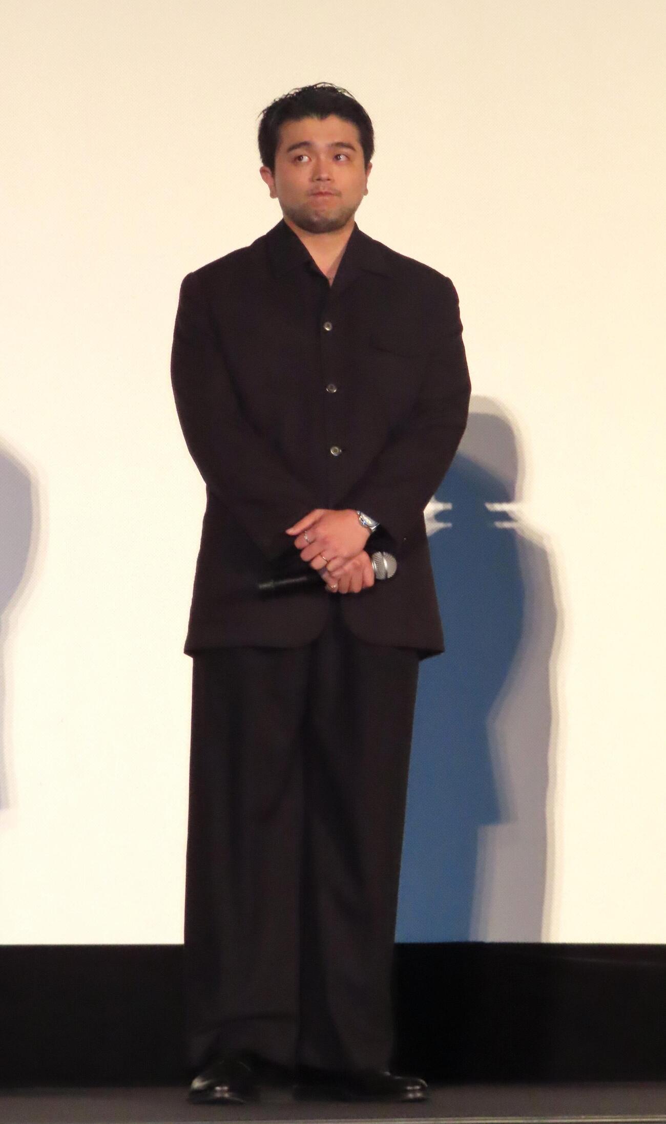 映画「逃げろお猿さん」（伊藤ちひろ監督）公開記念舞台あいさつに出席した井口理（撮影・会田京叶）