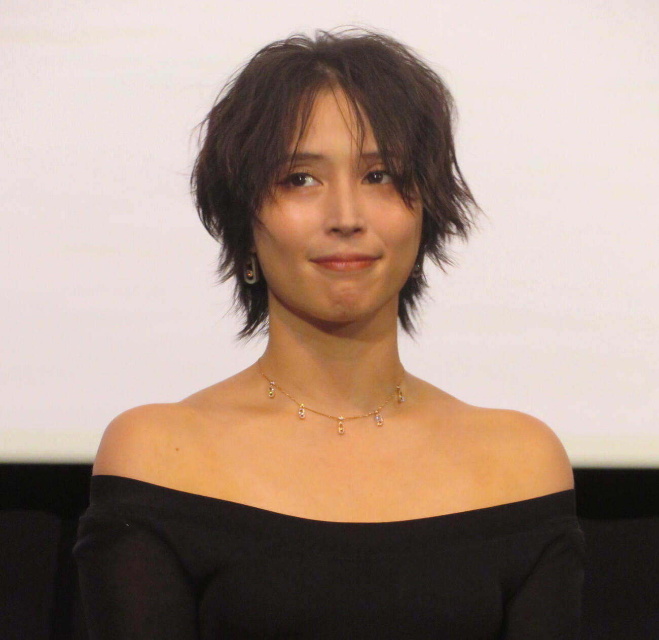 映画「沖晴くんの涙を殺して」初日舞台あいさつに登壇した広瀬アリス（撮影・村上幸将）
