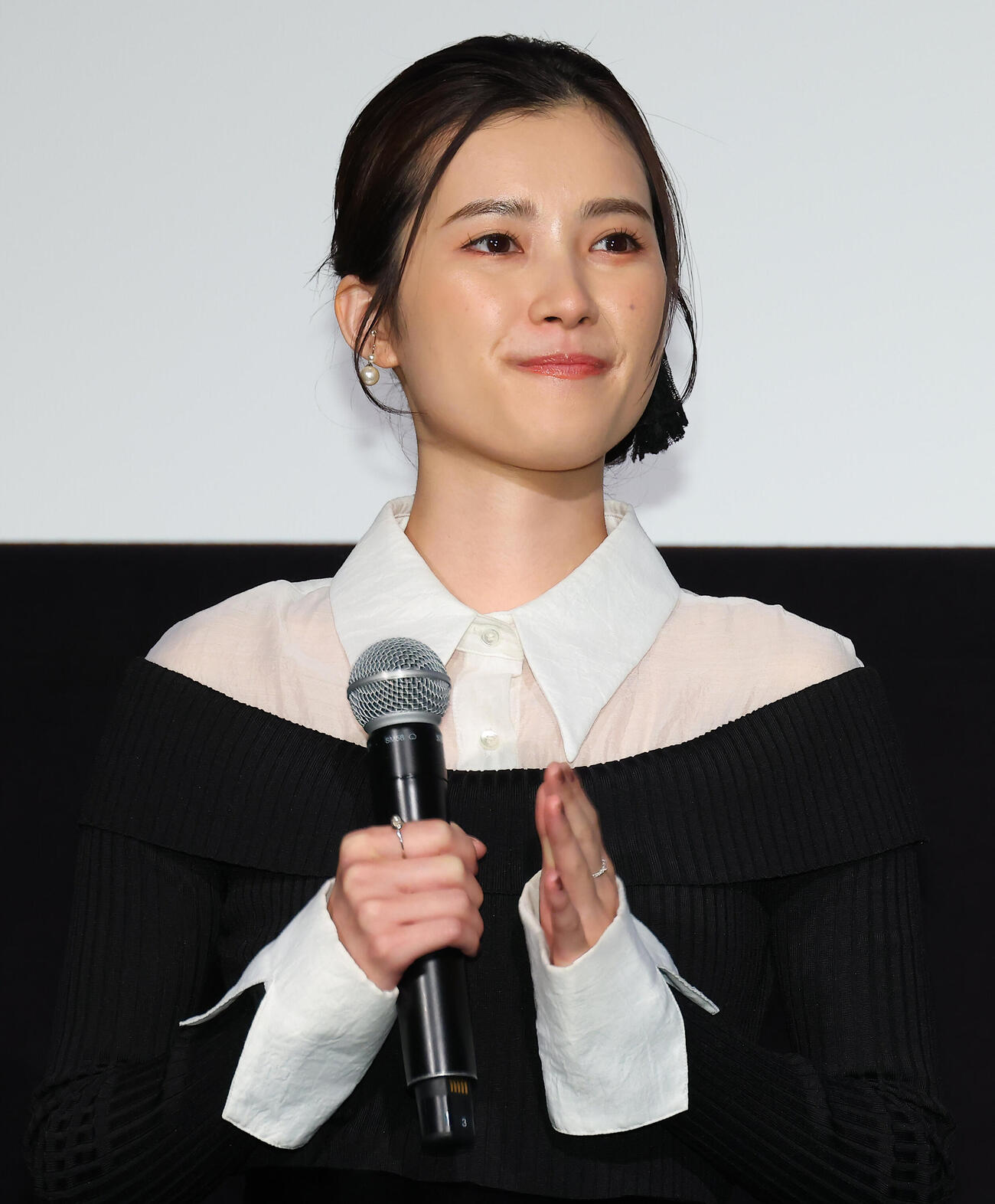 映画「キリコのタクト～YELL～」公開記念上映会舞台あいさつを行う井頭愛海（撮影・中島郁夫）