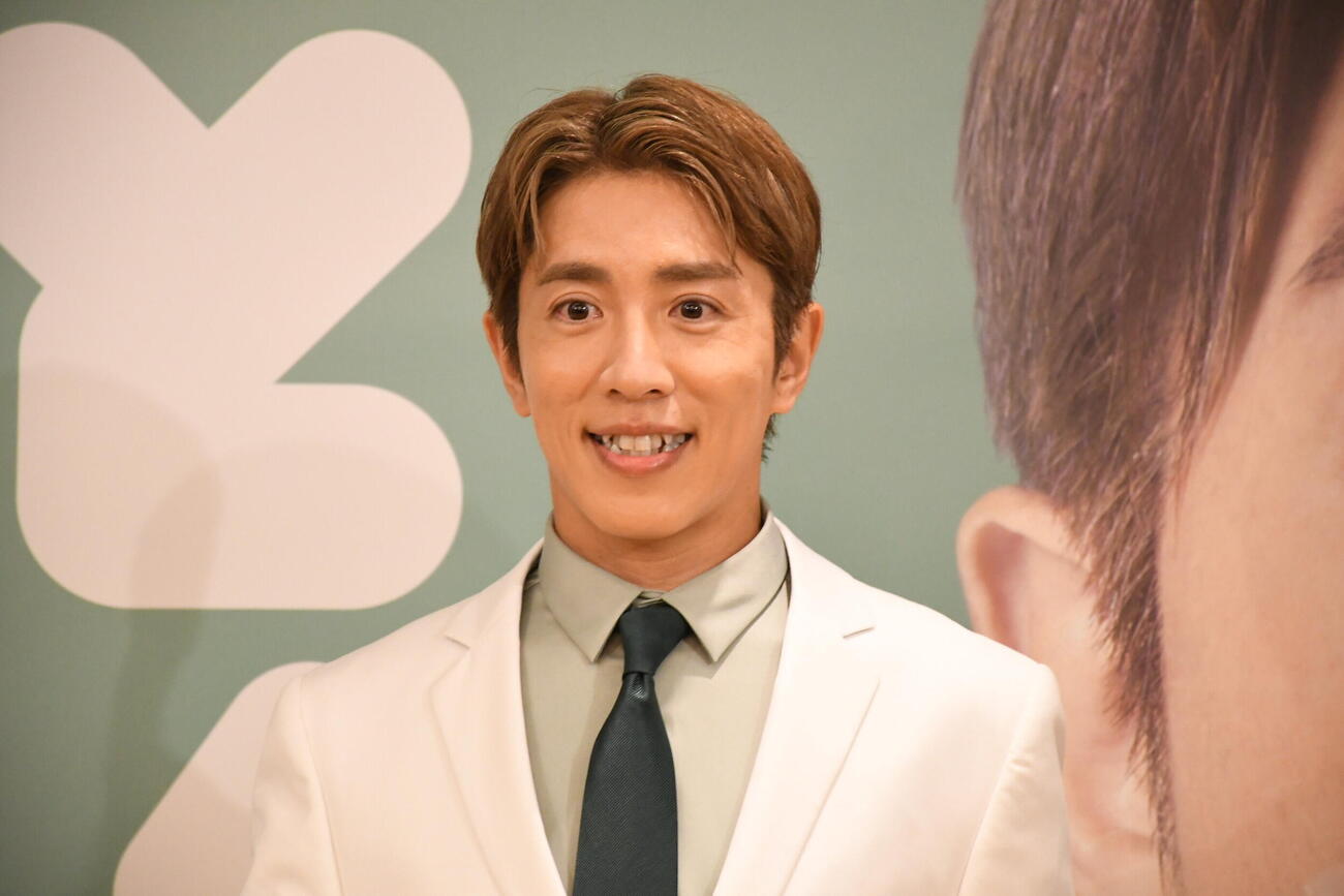 新番組「ニュースto」の制作発表会見に出席したSUPER EIGHT村上信五（撮影・阪口孝志）