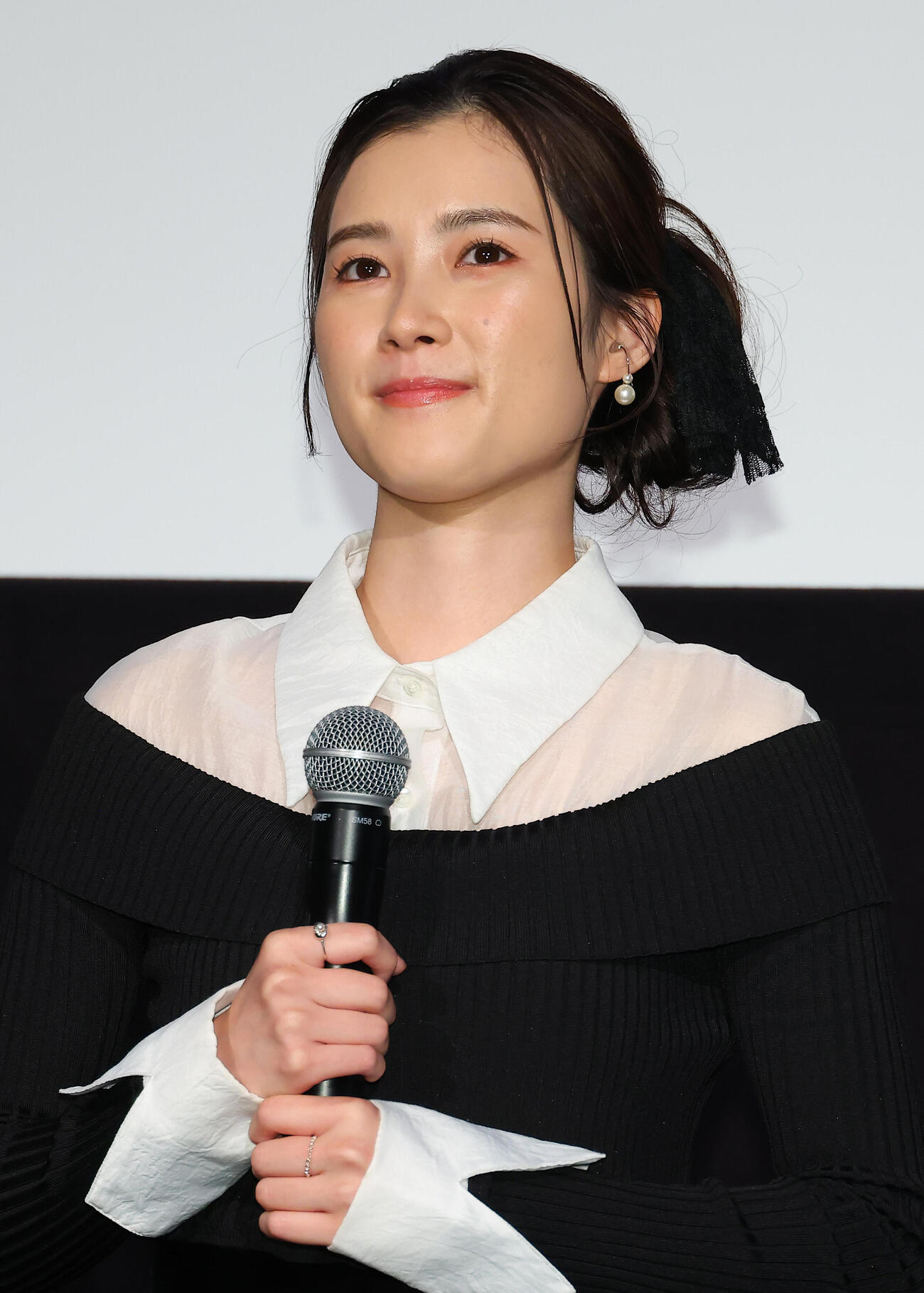 映画「キリコのタクト～YELL～」公開記念上映会舞台あいさつを行う井頭愛海（撮影・中島郁夫）