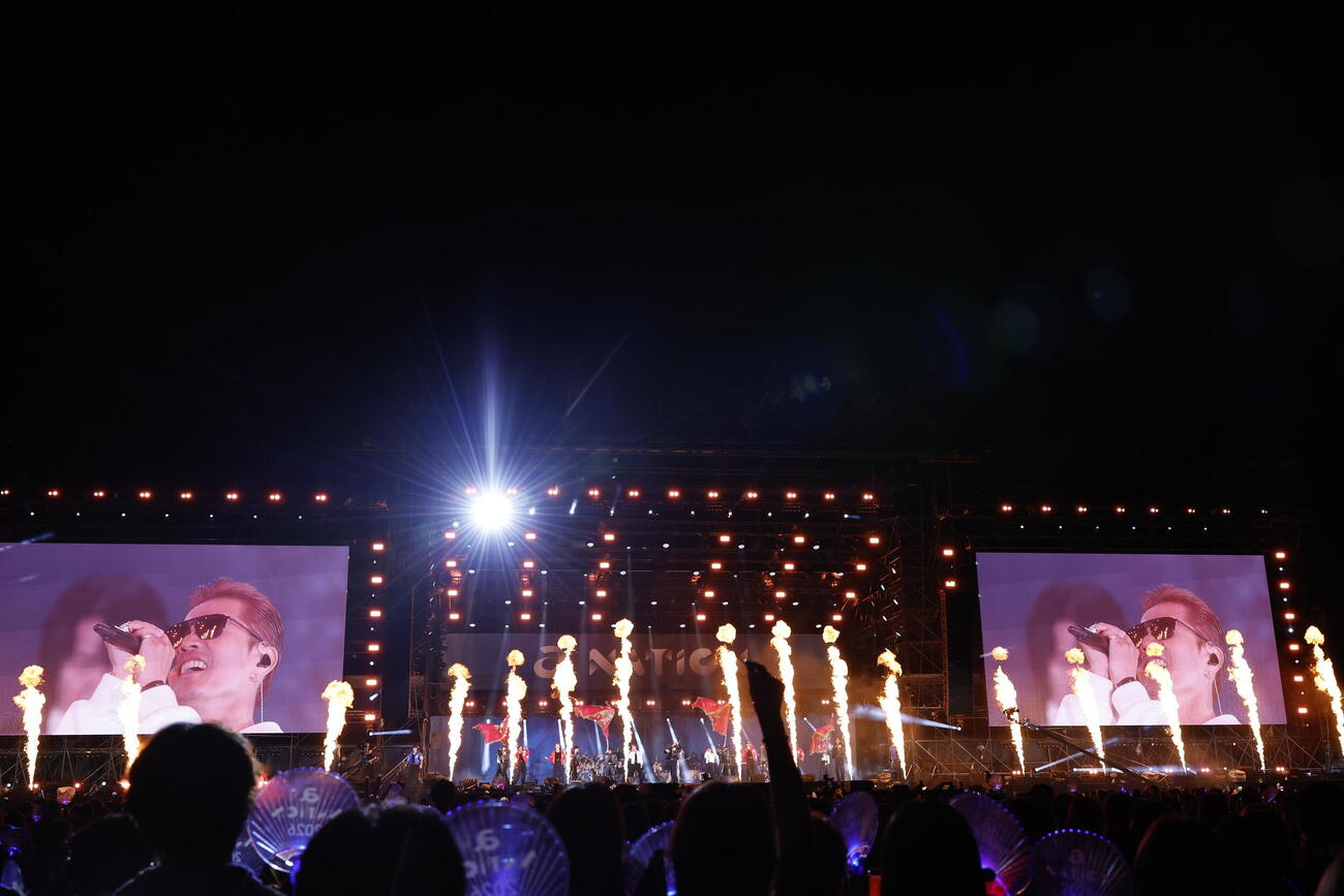 「a－nation 2026」でパフォーマンスするEXILE