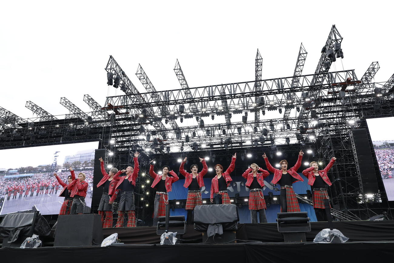 「a－nation 2026」でパフォーマンスするTJBB