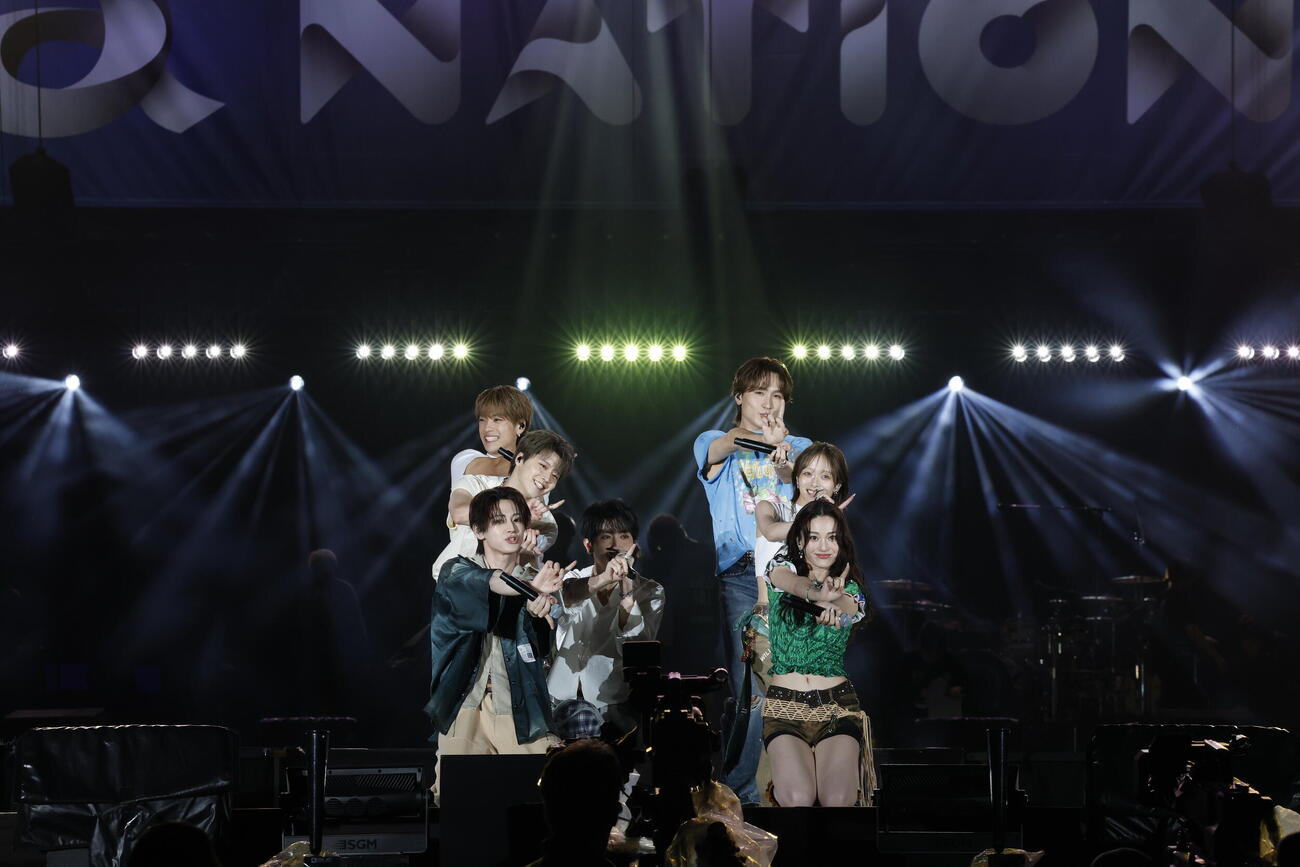 「a－nation 2026」でパフォーマンスするGENIC