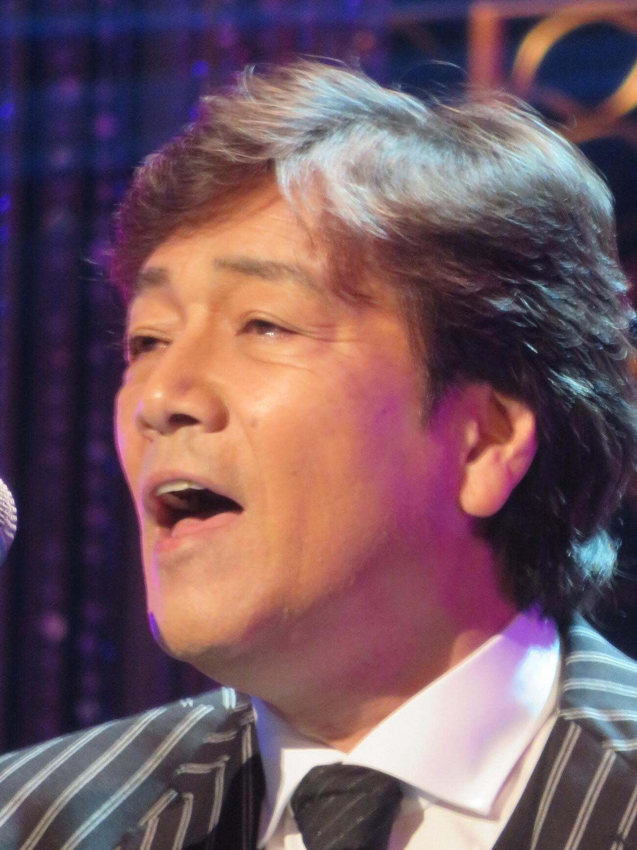 日本作曲家協会音楽祭で「日本作曲家協会音楽祭アワード～この人この歌～」を「私鉄沿線」で受賞した野口五郎（撮影・松本久）