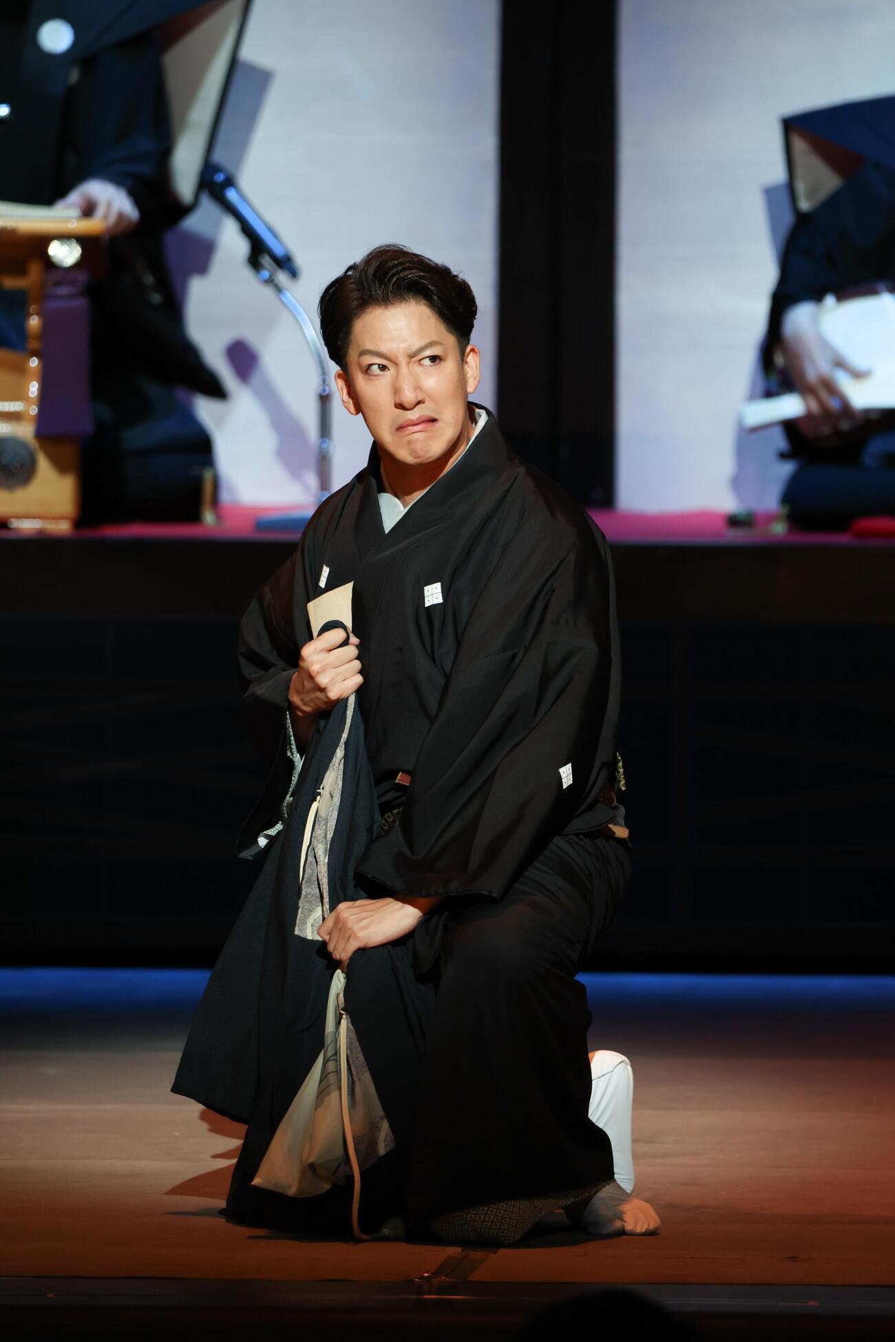 尾上右近が自主公演「研の會」で上演した「藝阿呆」（田口真佐美氏撮影）