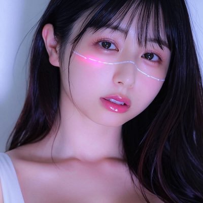 滞在中のパリの様子を報告したグラビアアイドルくりえみ（Xから）