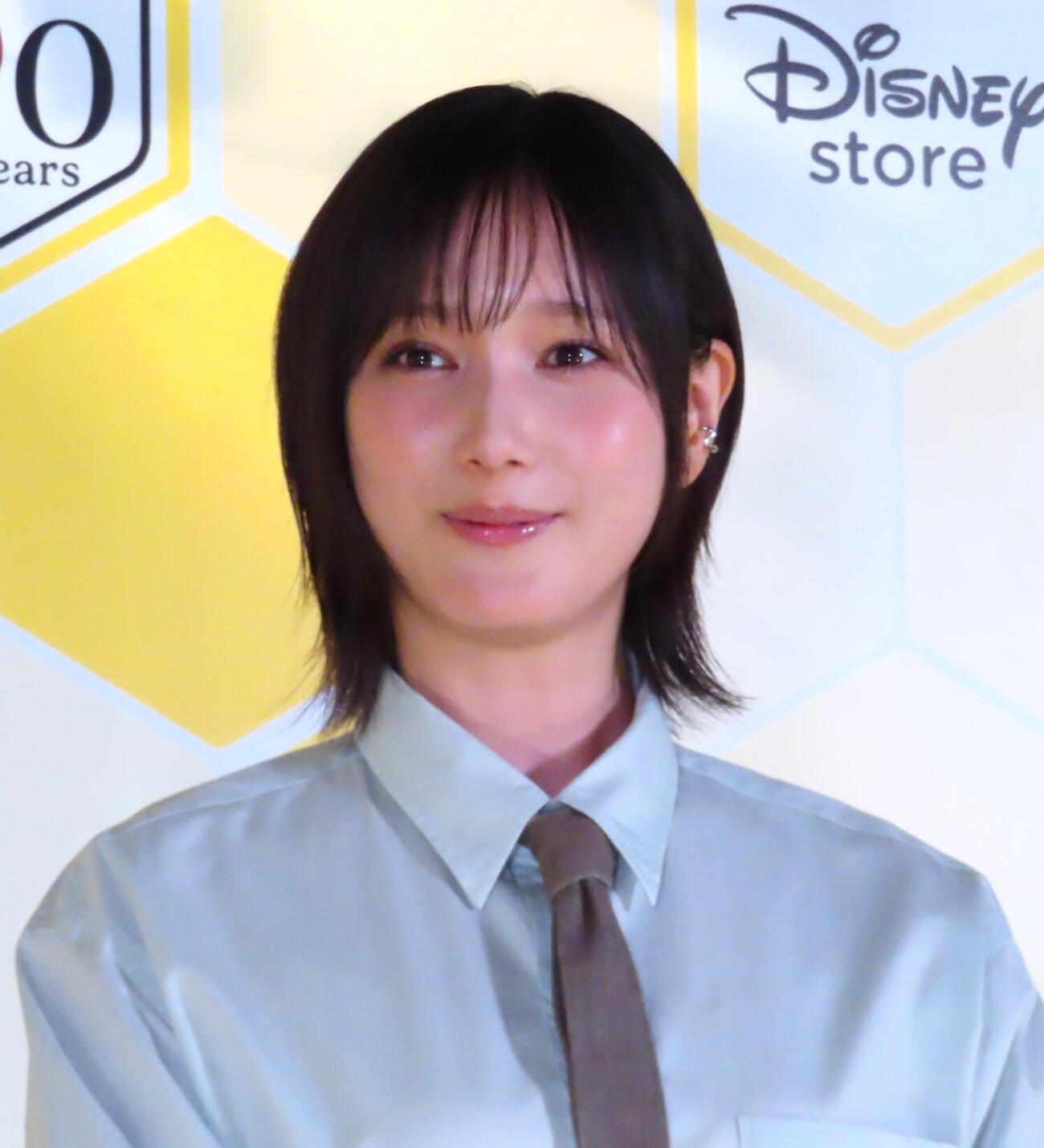 「HAPPIER WITH YOU．」発表会に出席した本田翼