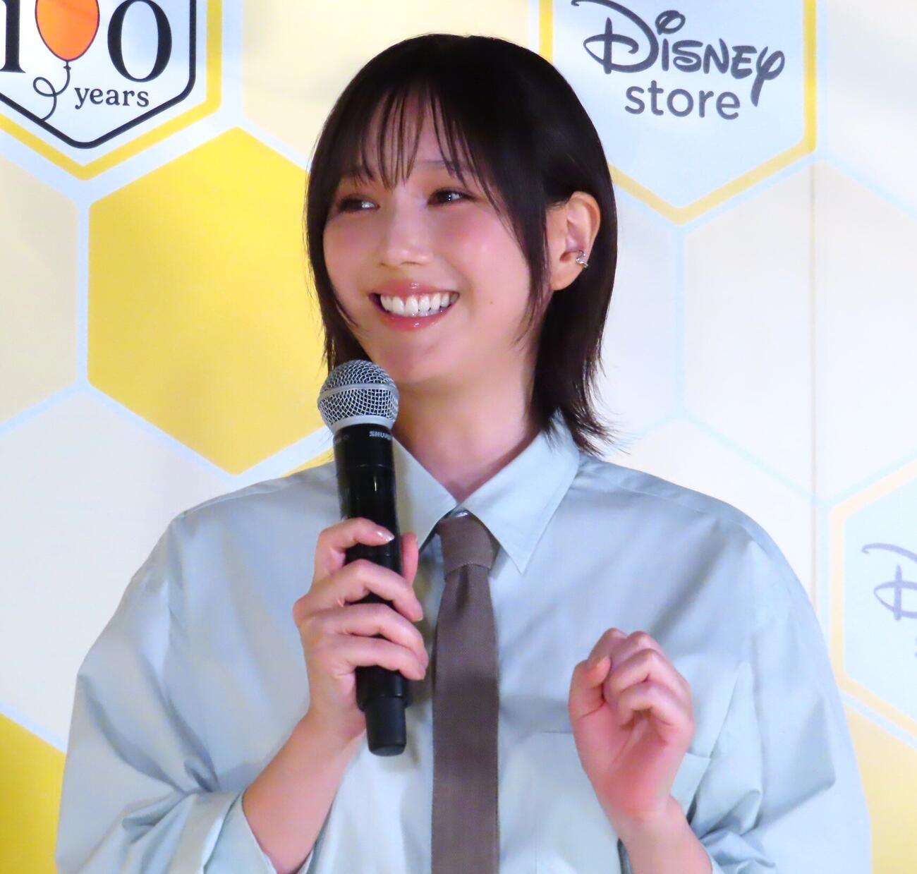 「HAPPIER WITH YOU．」発表会に出席した本田翼