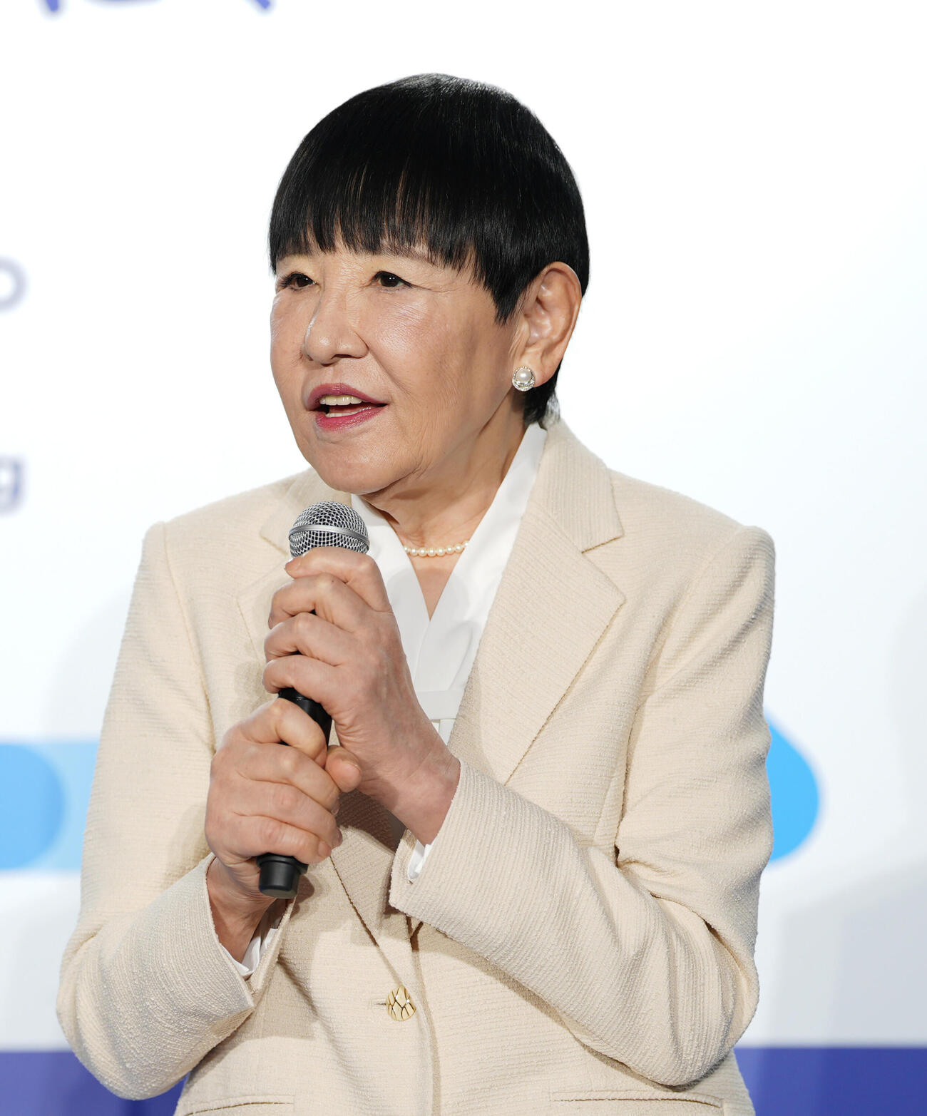 「歩く人生に、つづきを。展」メディア発表会に登壇する和田アキ子（撮影・小島史椰）