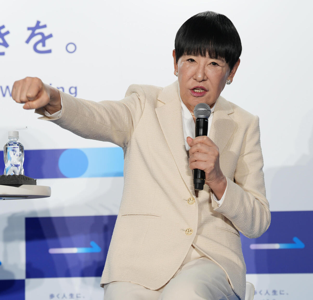 「歩く人生に、つづきを。展」メディア発表会に登壇する和田アキ子（撮影・小島史椰）