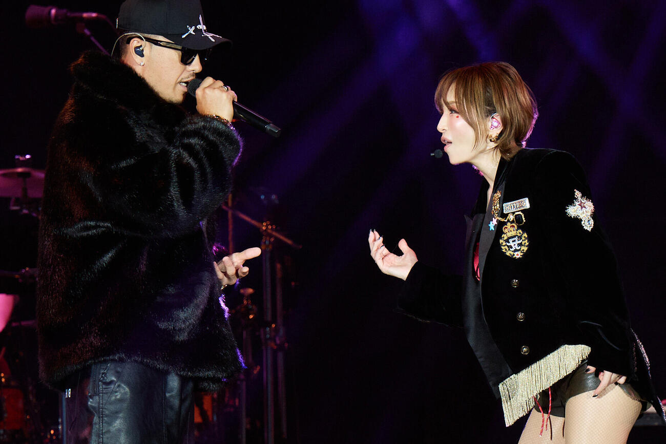 10月4日の「a－nation」で共演した浜崎あゆみとAK－69