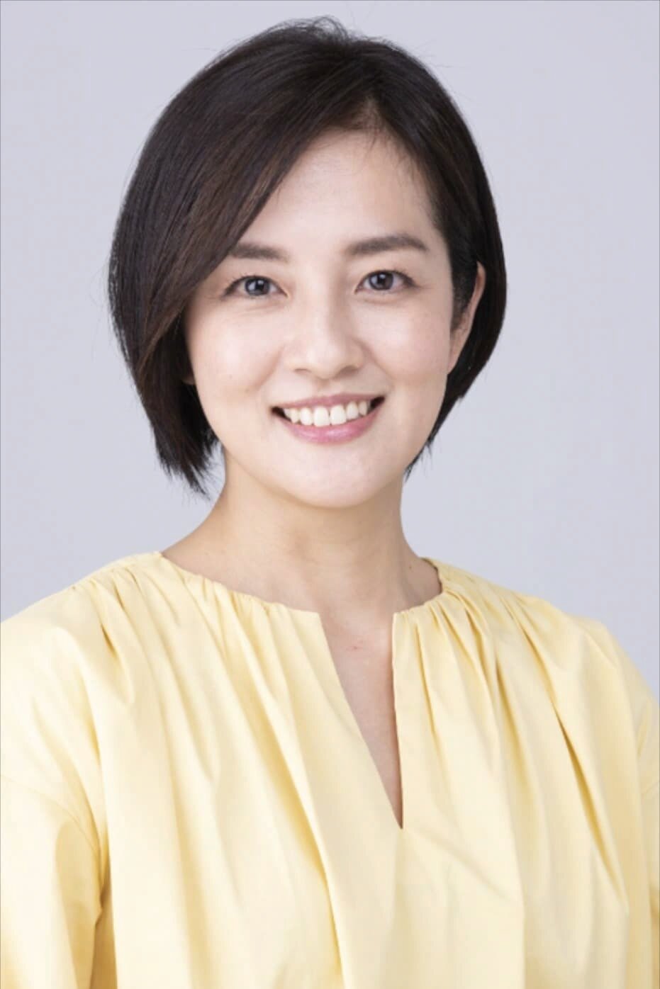 第77回NHK紅白歌合戦で司会を務める鈴木奈穂子アナウンサー