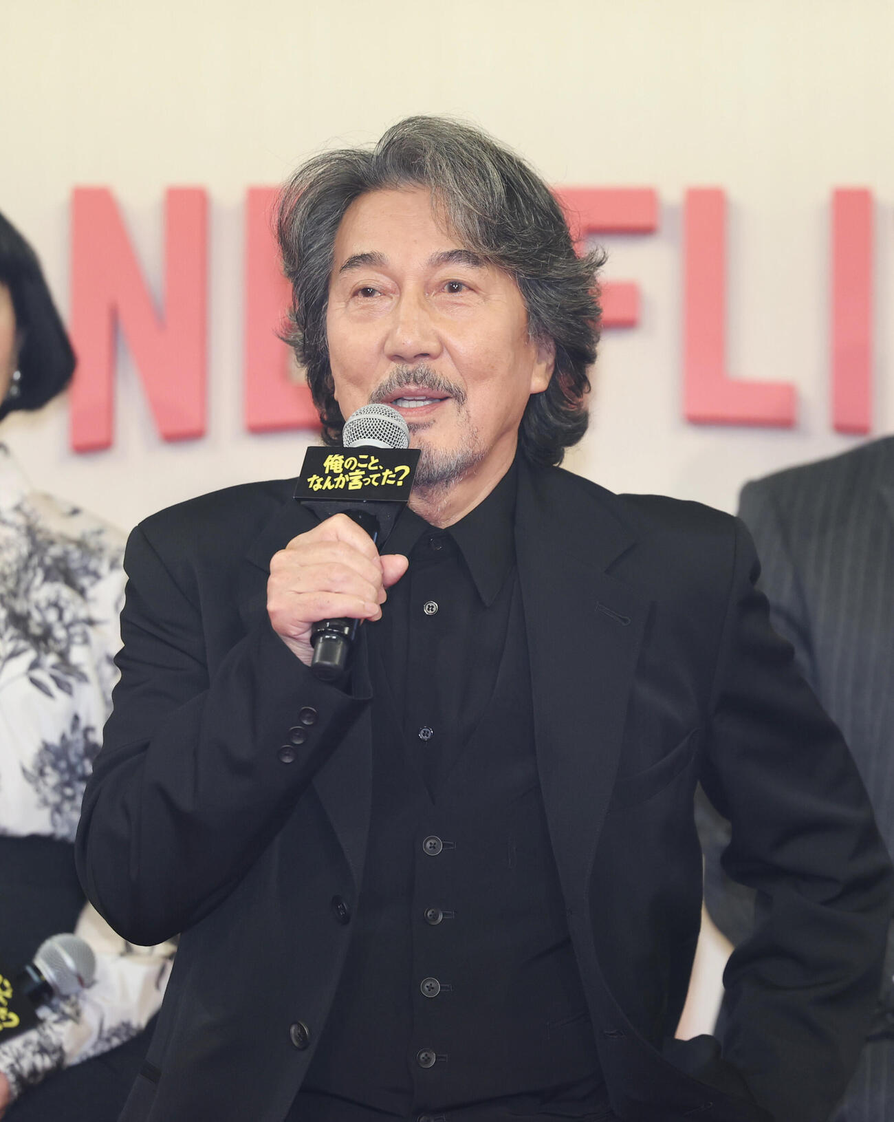 完成報告会イベントに登壇し話をする役所広司（撮影・増田悦実）