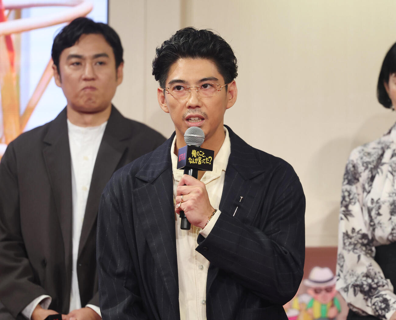 完成報告会イベントに登壇し話をする賀来賢人（撮影・増田悦実）