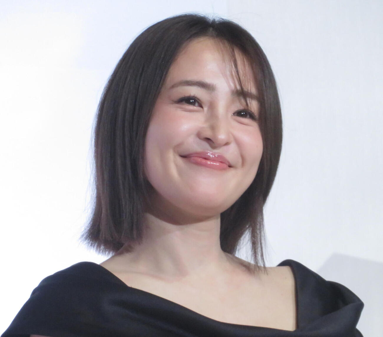 大沢あかね（2026年撮影）