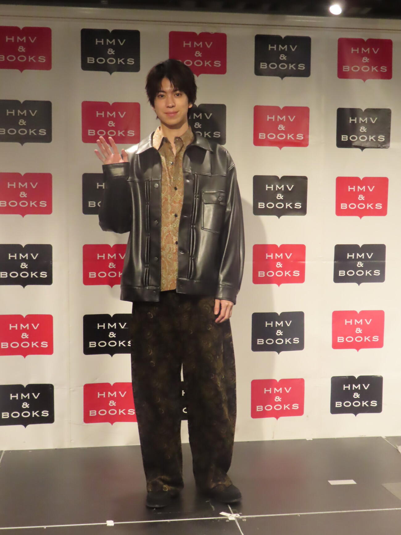 「京典和玖　2027カレンダー」発売記念イベントを開いた京典和玖