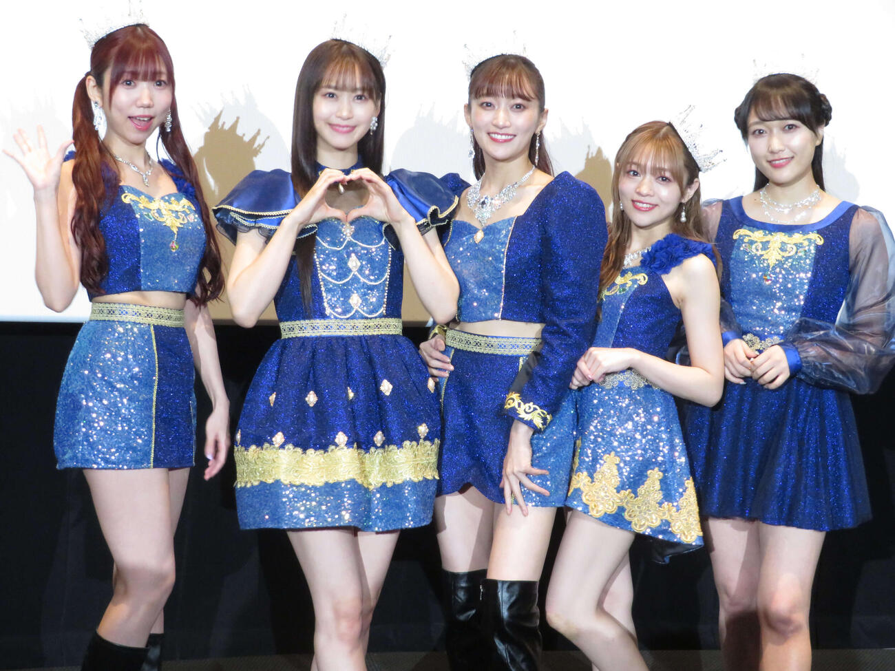 i☆Risの、左から山北早紀、芹澤優、茜屋日海夏、若井友希、久保田未夢（24年9月撮影）
