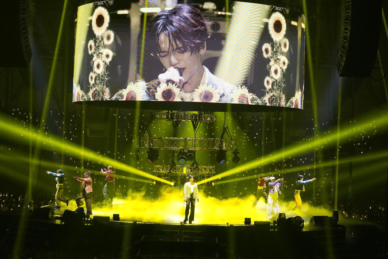 全国アリーナツアー「SUNFLOWER」のファイナル公演に臨んだFANTASTICS