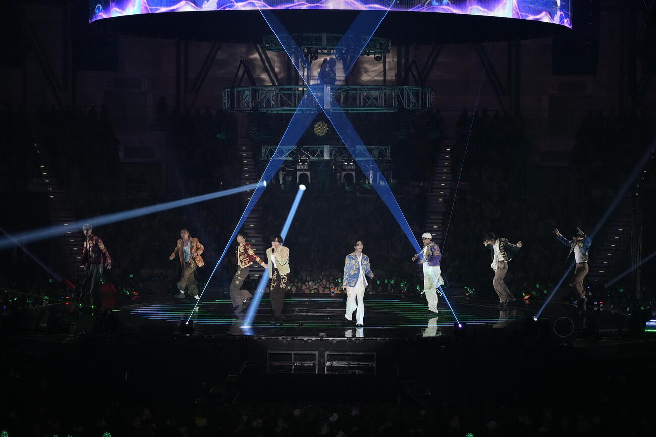 全国アリーナツアー「SUNFLOWER」のファイナル公演に臨んだFANTASTICS