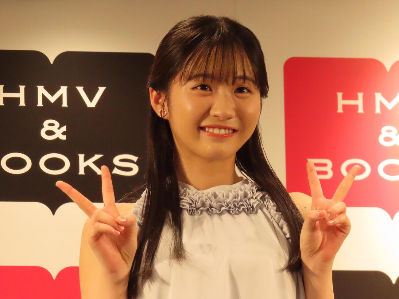 ファースト写真集「ゆきねのね」発売記念会見を行った永岡ゆきね
