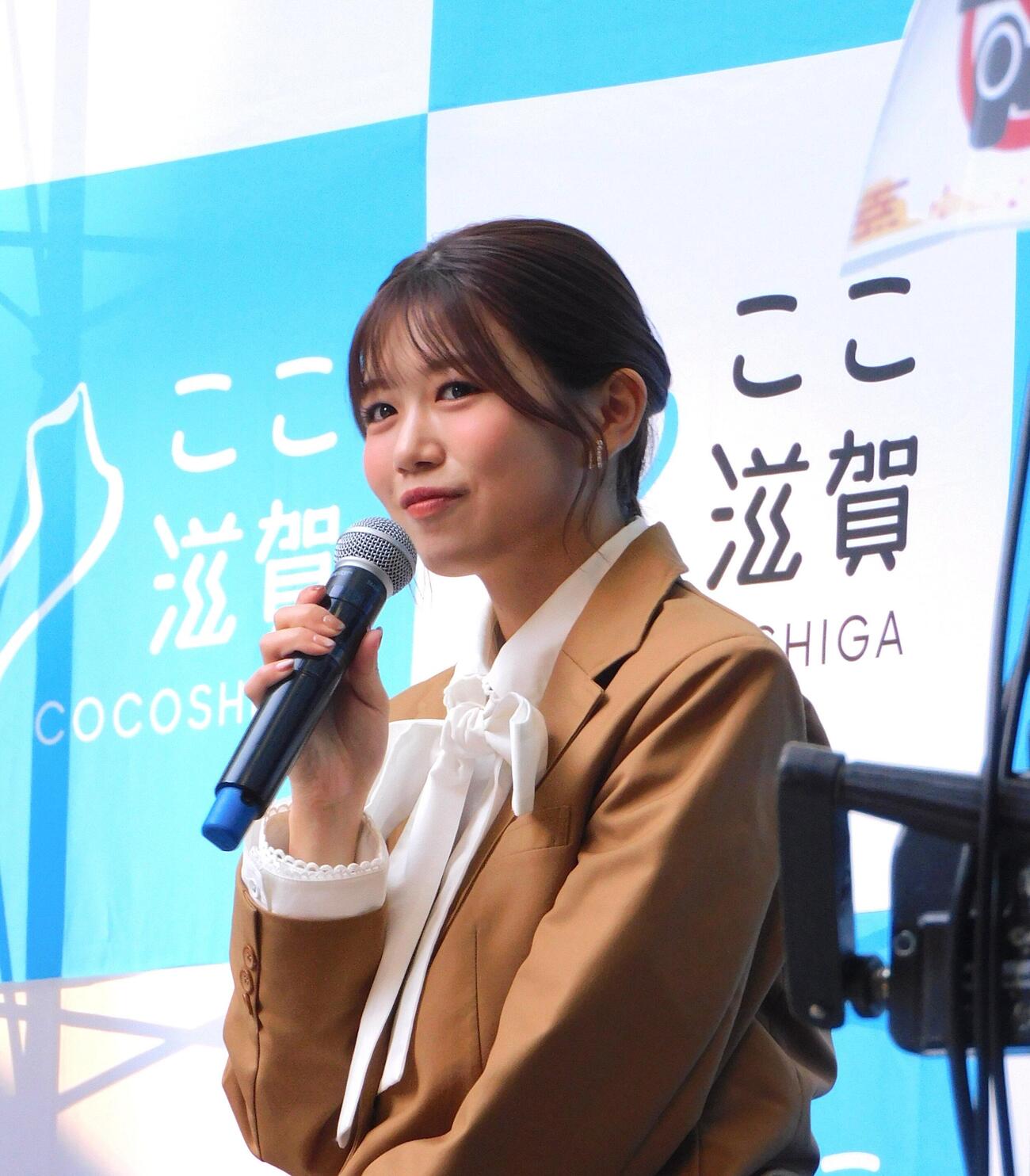 「ひこにゃんと応援！彦根城を世界遺産に！」トークショーに登壇した武元唯衣（撮影・寺本吏輝）