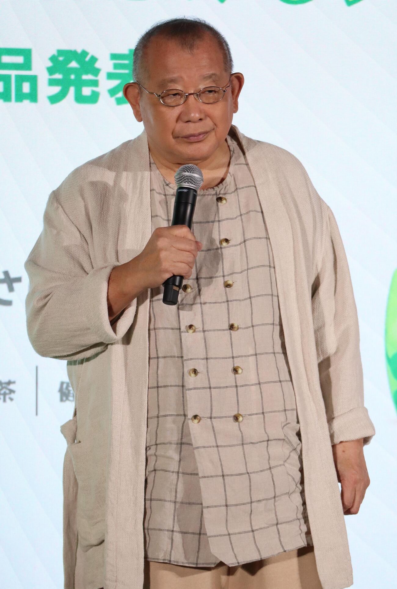 伊藤園「さらさらとけるシリーズ」新商品発表会に出席した笑福亭鶴瓶