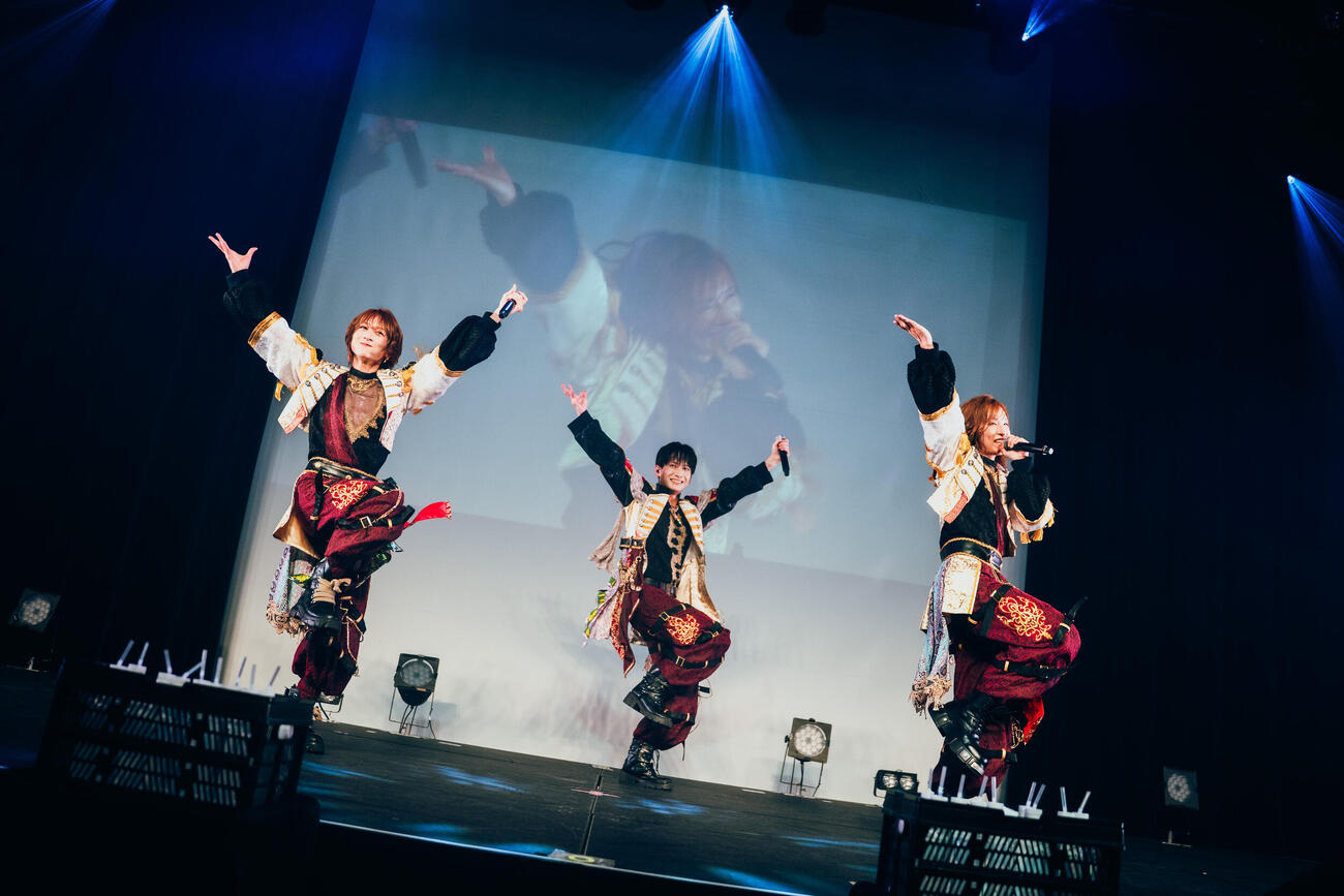 東名阪ツアーの最終公演を行ったUNiFY