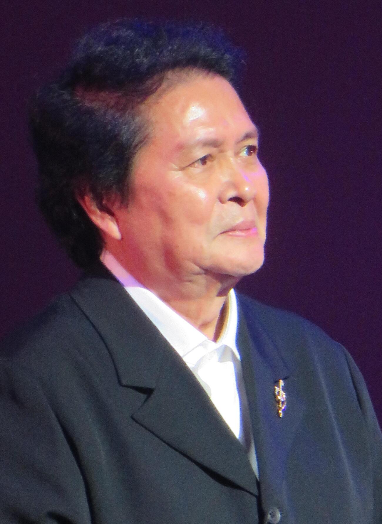 浜圭介氏の作曲家生活60周年記念の「リスペクトコンサート」で歌唱する浜圭介氏（撮影・松本久）