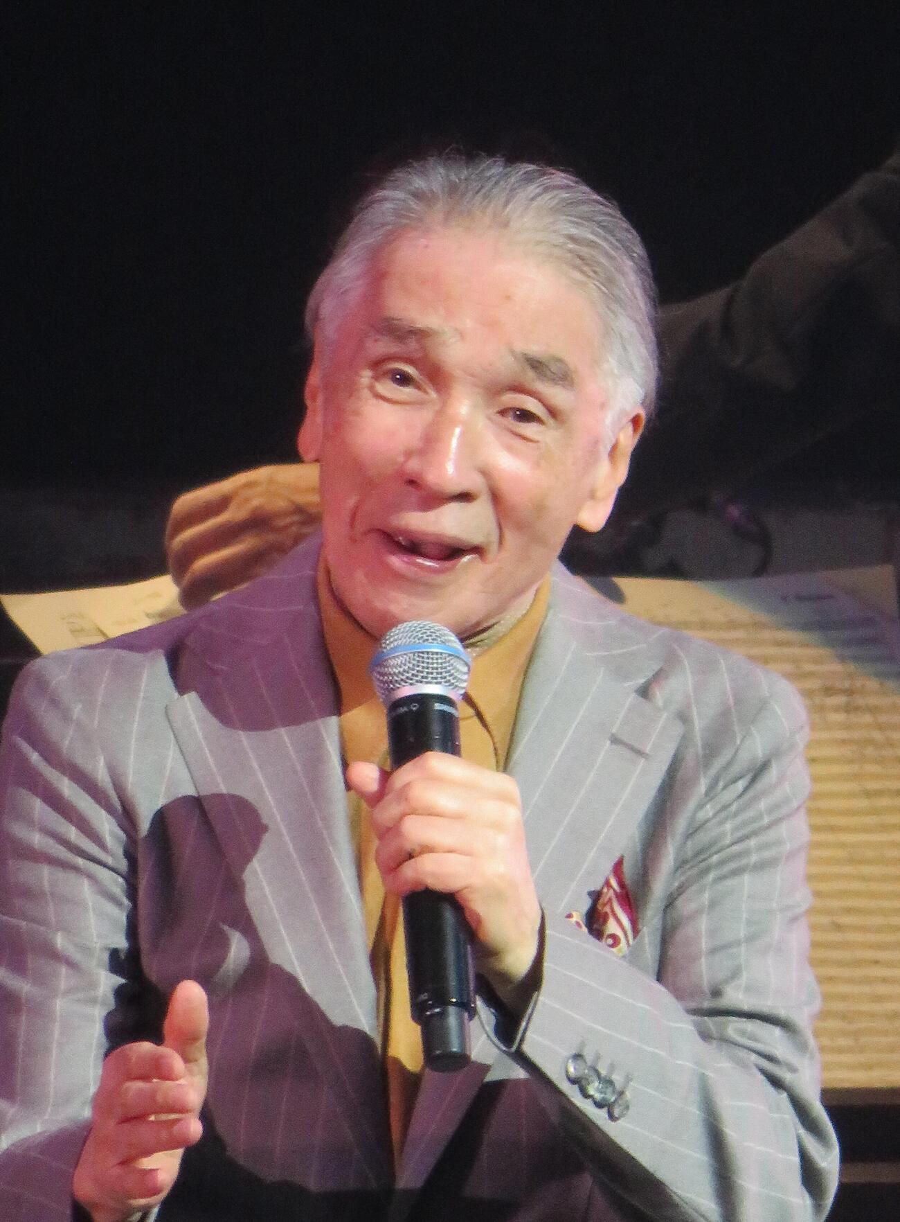 浜圭介氏の作曲家生活60周年記念の「リスペクトコンサート」で歌唱する堺正章（撮影・松本久）