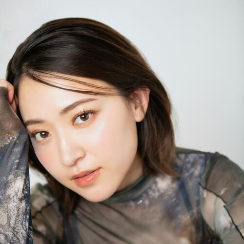 元AKB内田眞由美が挙式「大切な人たちに囲まれて幸せな時間を過ごせました」