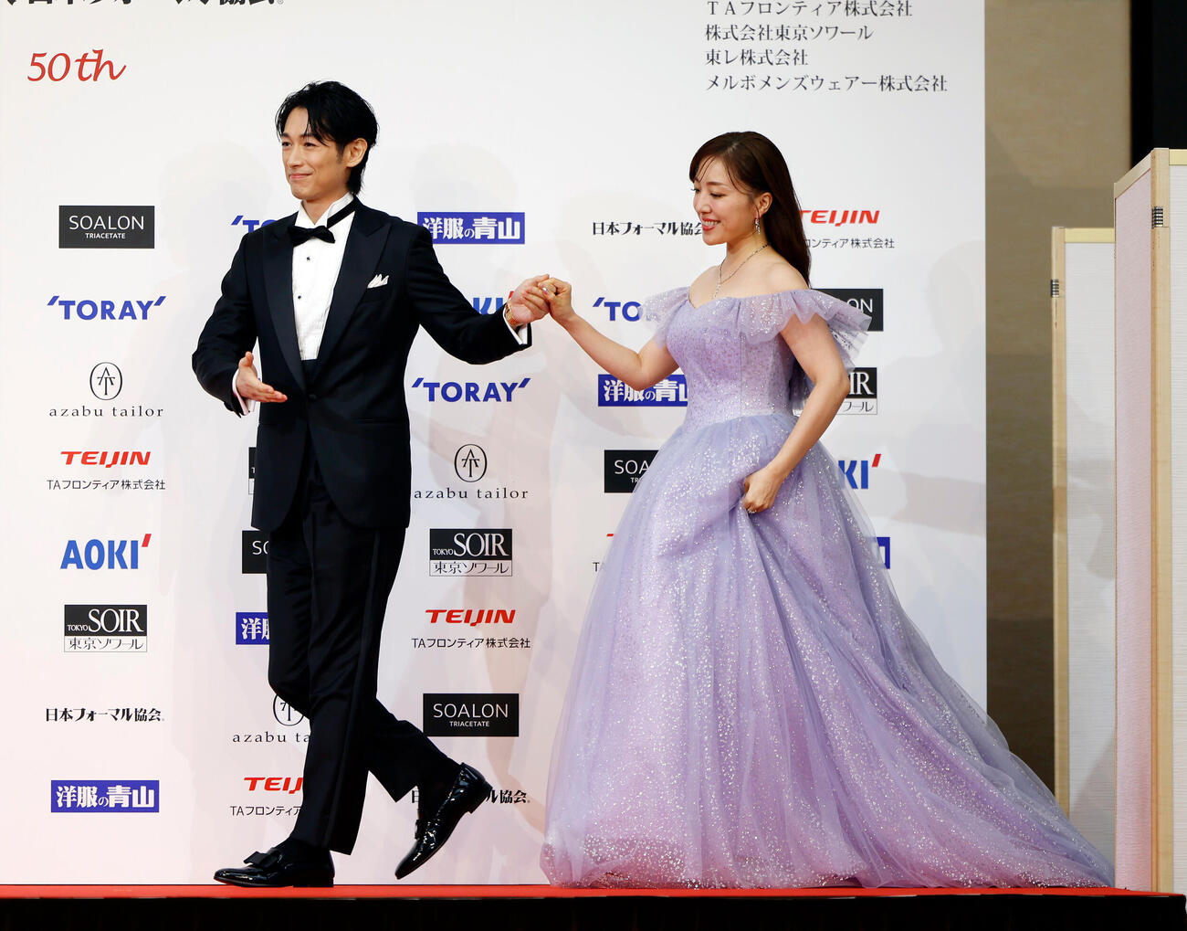登壇するディーン・フジオカ（左）と平原綾香（撮影・山本朝陽）