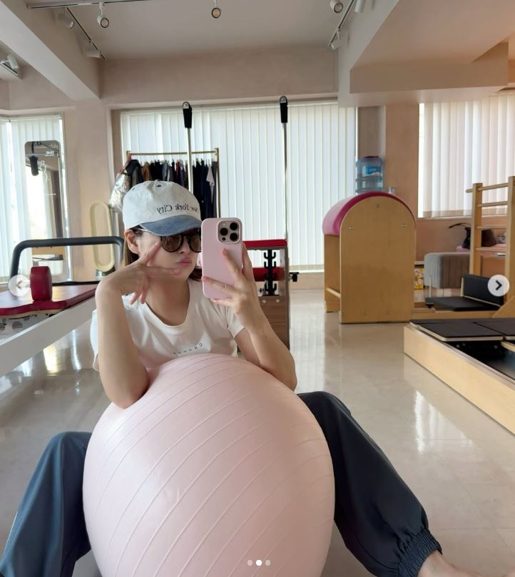 鈴木奈々のインスタグラムから