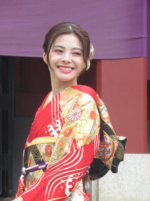 本間日陽、２年連続で日枝神社初詣イメージキャラクター　御利益＆芸能界乗っ取りも？アピール