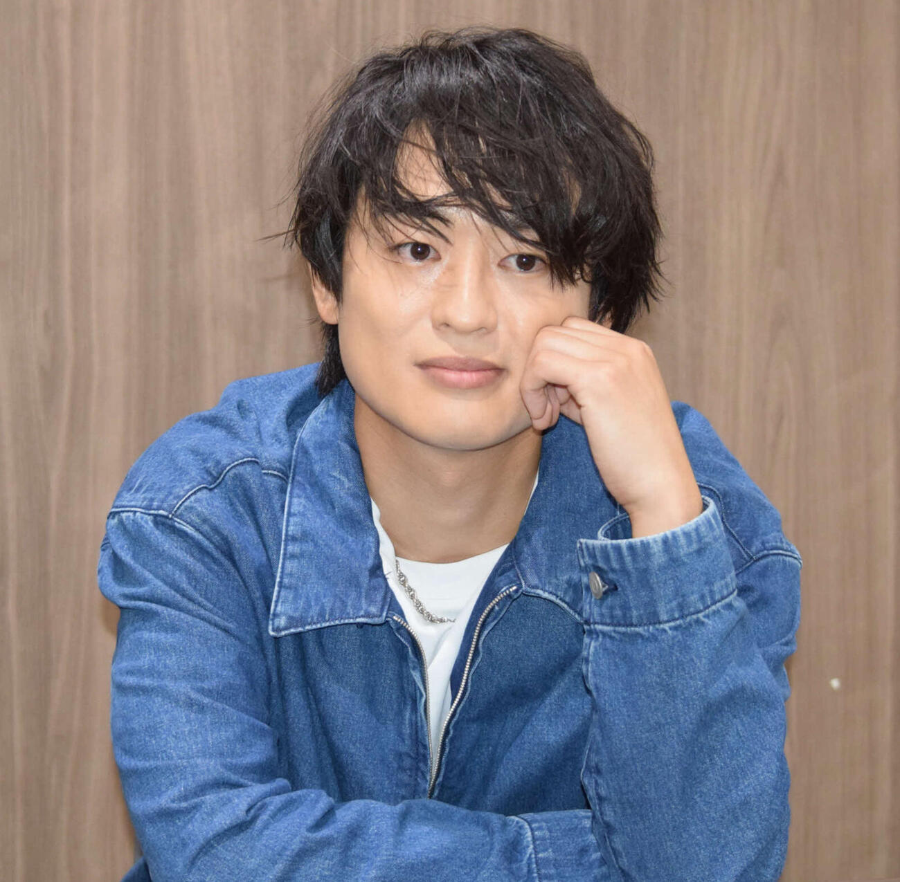 須藤晃さんを追悼した尾崎裕哉（2024年撮影）