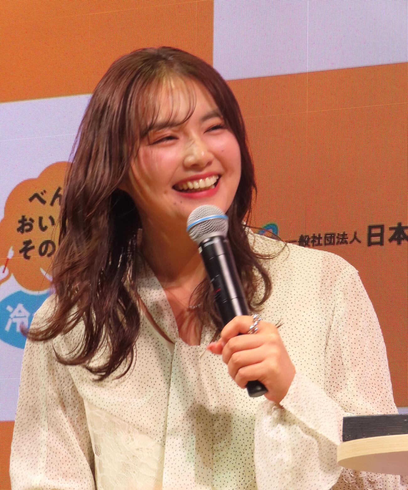 「手間抜きパーク」オープニングイベントに登壇した箭内夢菜