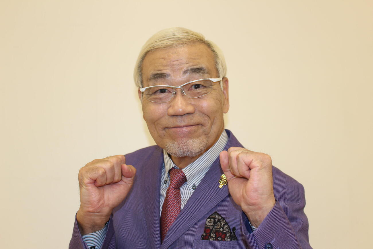 「お客さんが求めてくださる限りは舞台に立っていたい」と語るオール巨人