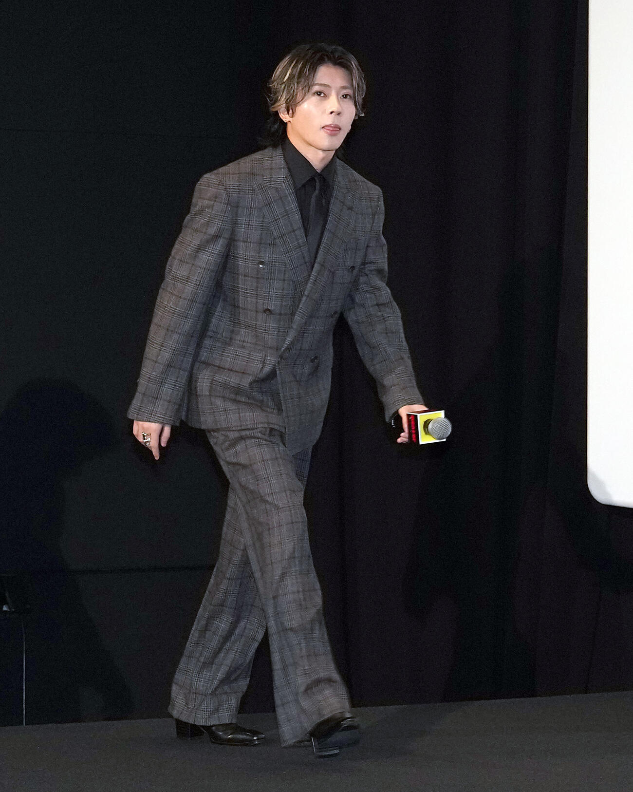 映画「mentor」の初日舞台あいさつに登壇した末澤誠也（撮影・たえ見朱実）
