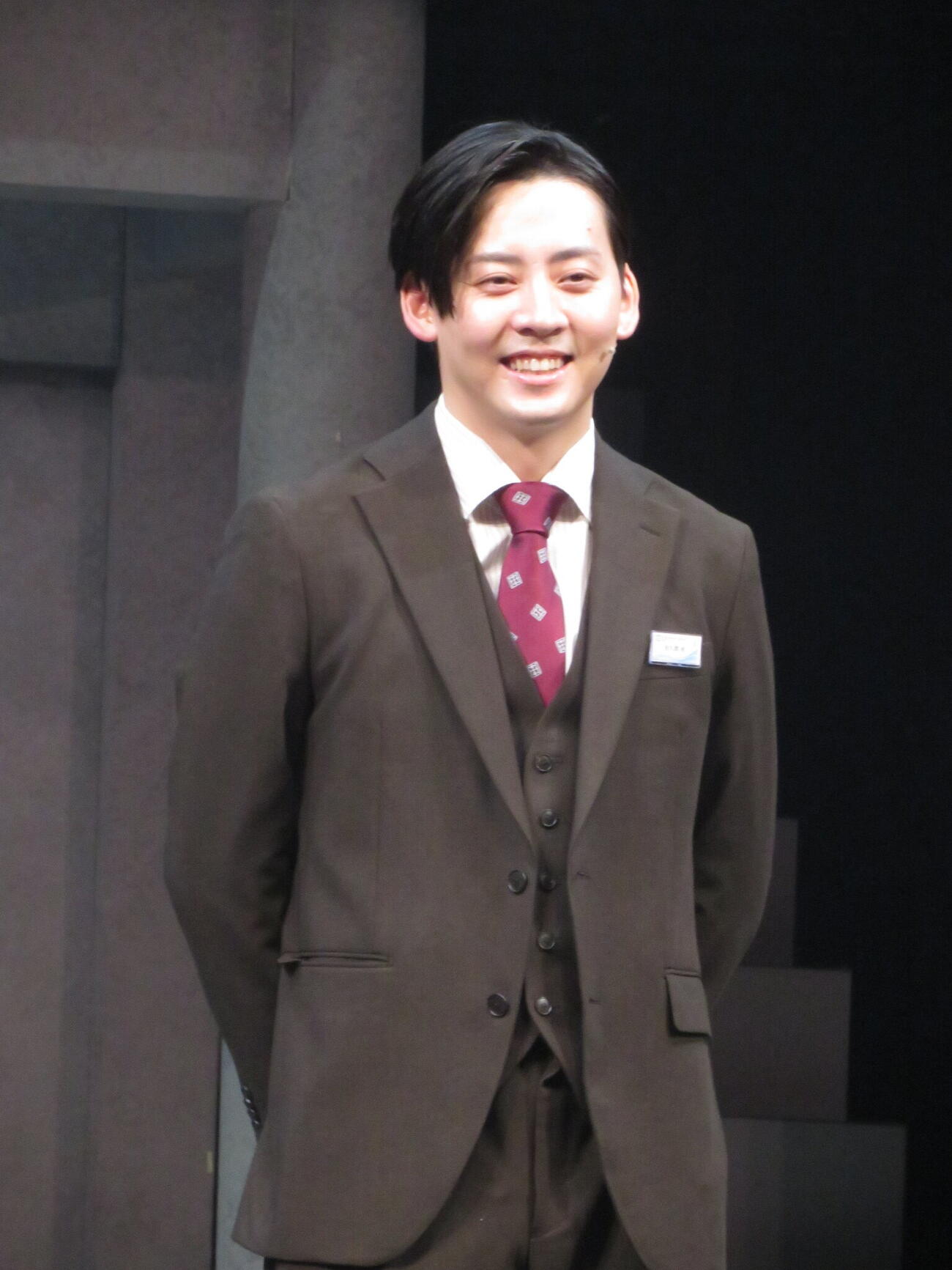 舞台「二階堂朝陽は助けに来る」の取材会に出席した牧島輝