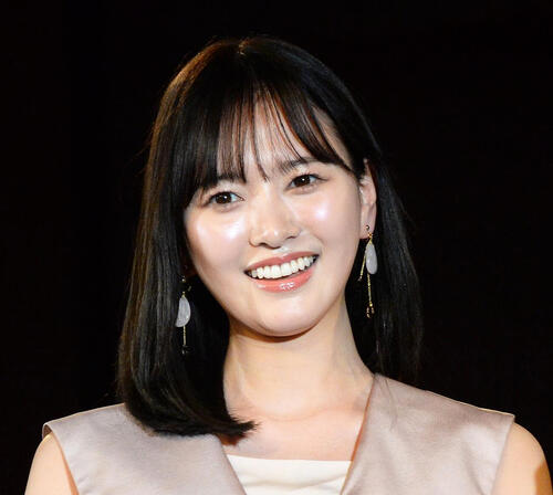 元HKT兒玉遥「真っ白肌の透明感」美わき大胆あらわ、デコルテ露出キャミ姿に「サイコー」