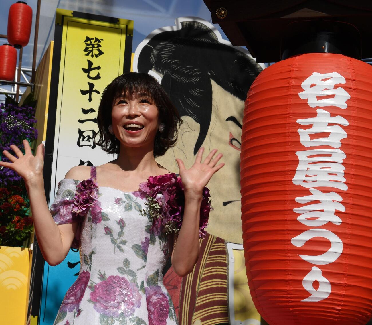 名古屋まつりに参加した水森かおり（撮影・松本久）