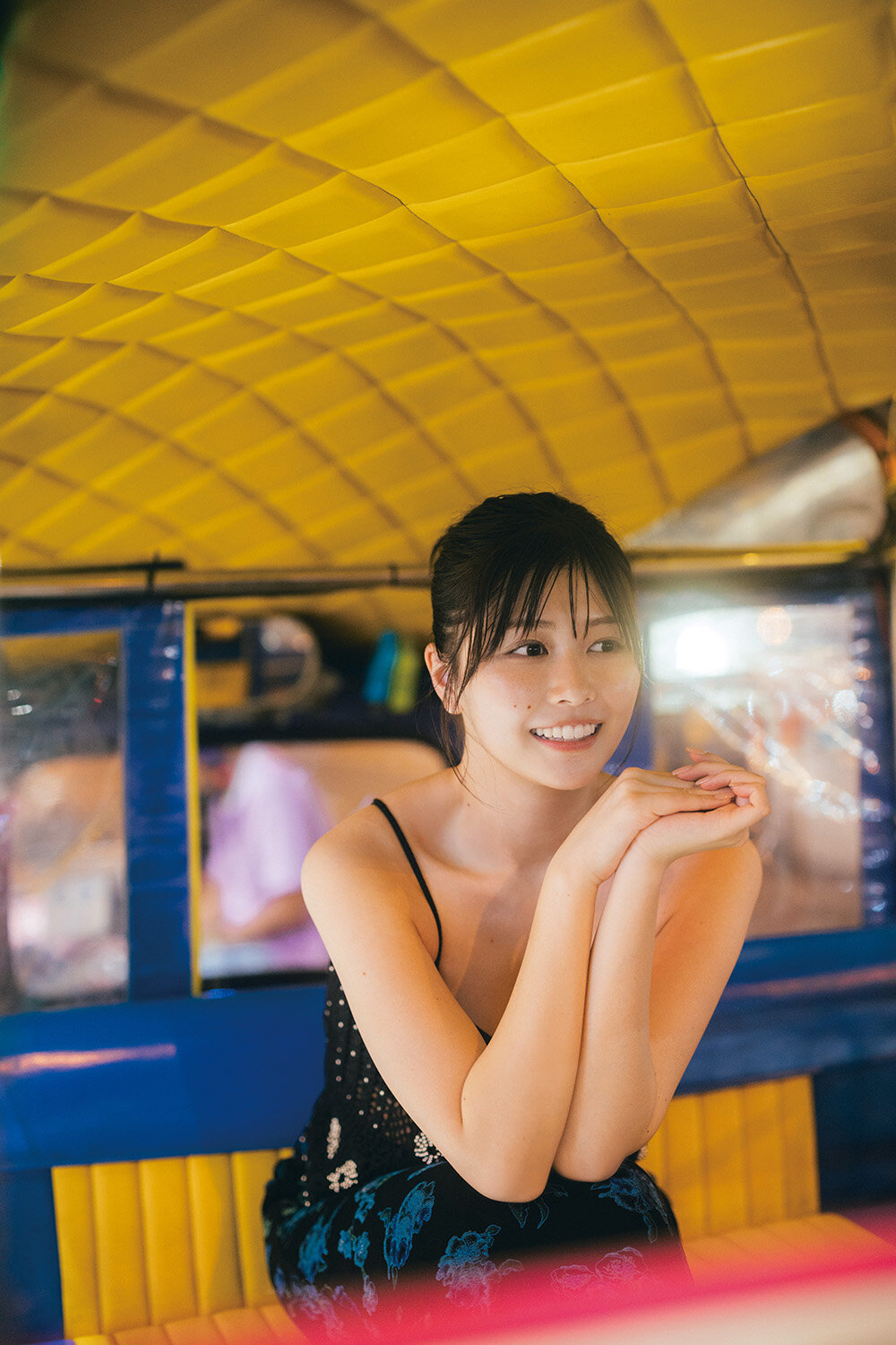 冴木柚葉1st写真集「らしさの途中。」収録カット