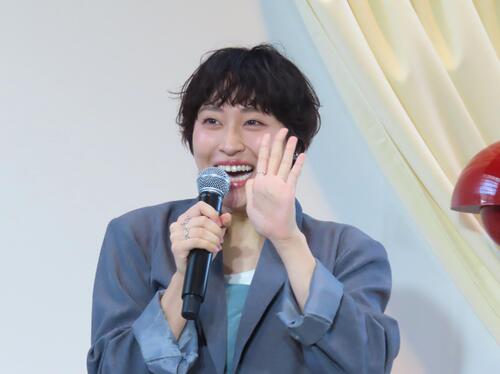 丸山礼、PMSのつらさ告白「人間関係も仕事も家具も全て捨てたくなる」独自の入浴法も紹介