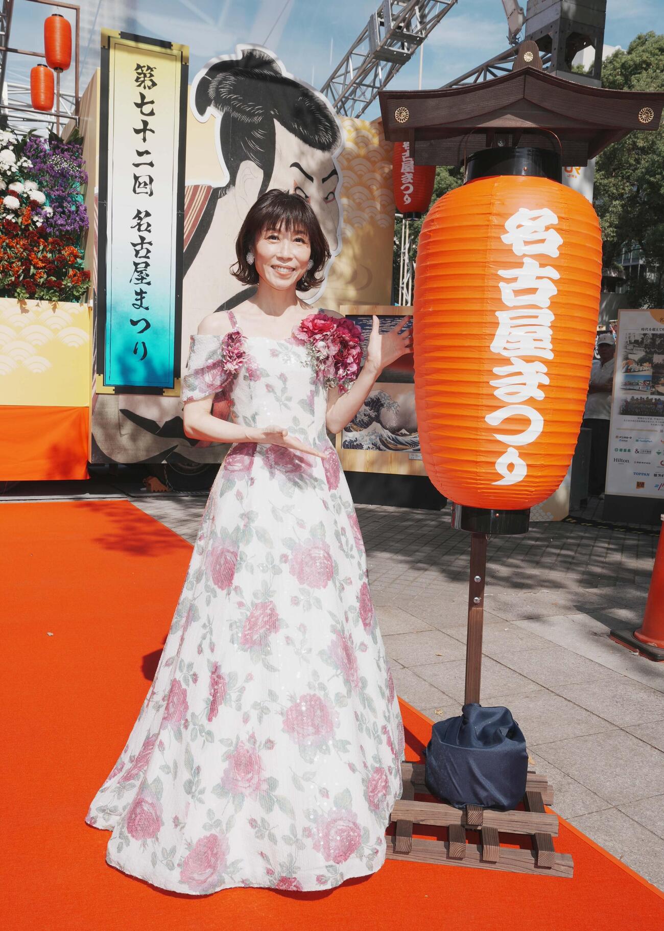 「名古屋まつり」に参加した水森かおり