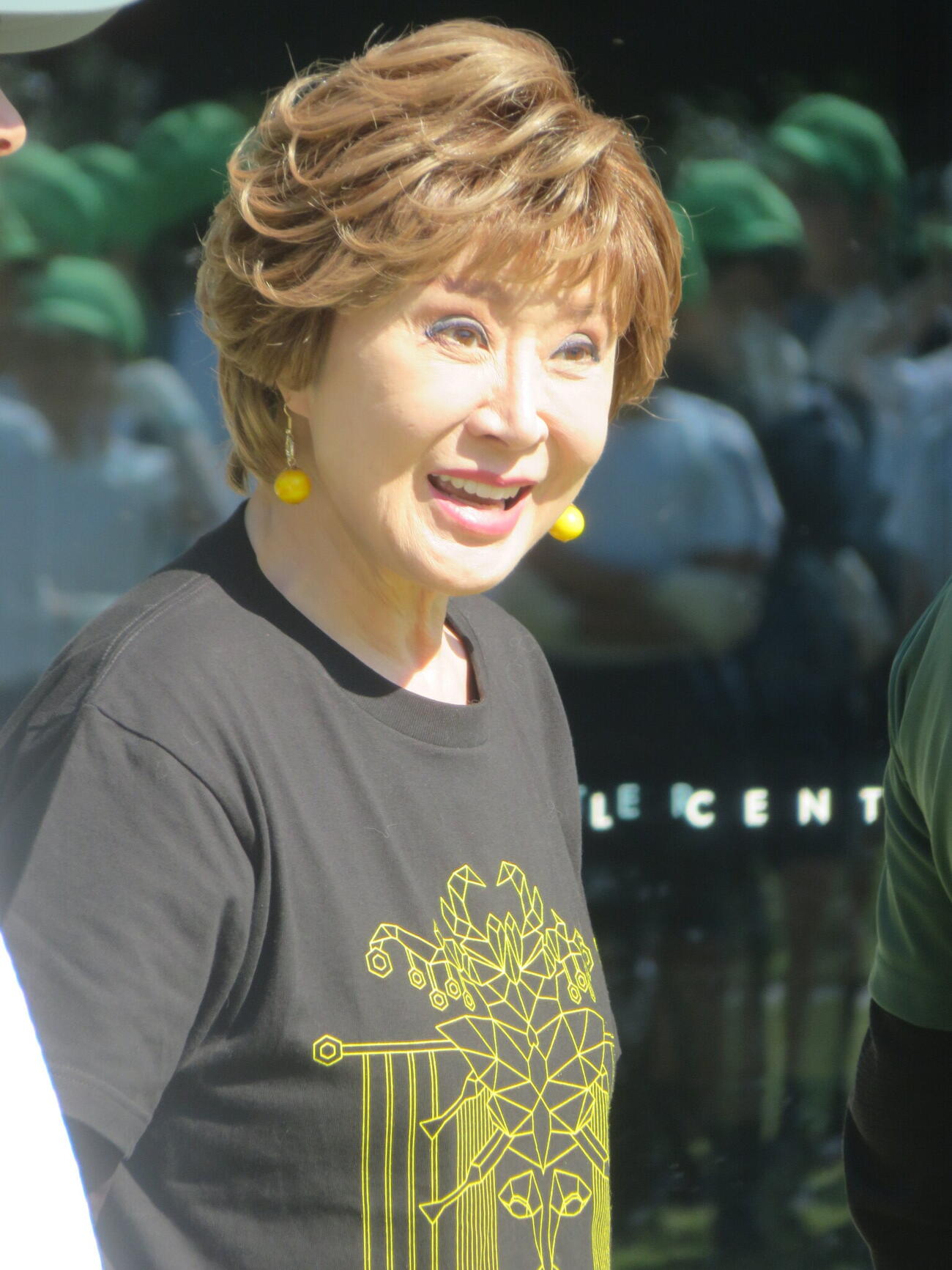 東京農業大学「農と水の森・水田エリア」稲刈りに参加した小林幸子（撮影・川田和博）